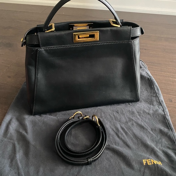 Additional photo - Fendi Calfskin Medium Peekaboo - Picture 2 of 12